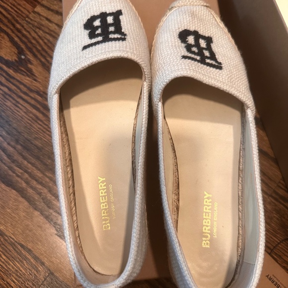 Burberry Tabitha Emb Espadrille - Picture 4 of 14